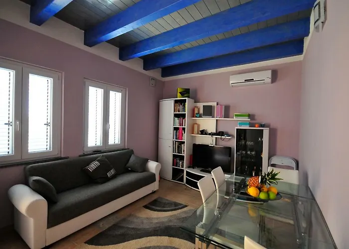 Blue House Apartment