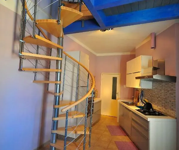 Blue House Apartment